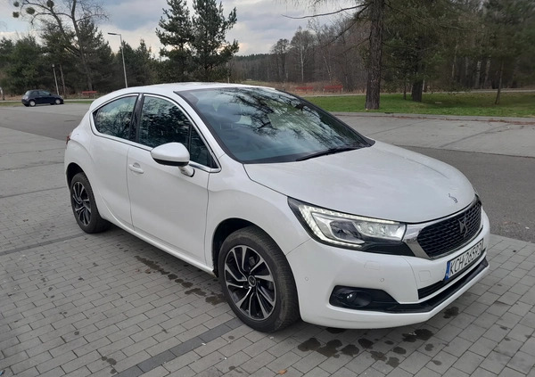 Citroen DS4 cena 43900 przebieg: 158000, rok produkcji 2017 z Chrzanów małe 781